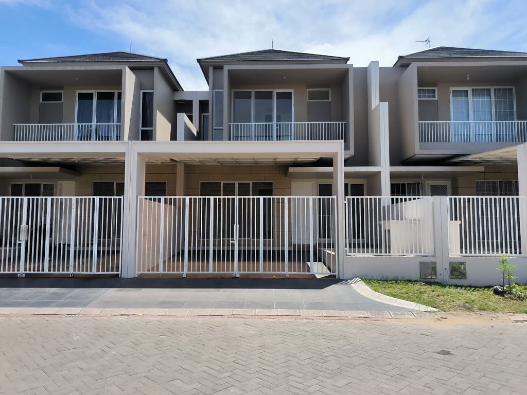 foto tampak rumah tipe 138/128 Alt. 2 perumahan Puri Galaxy