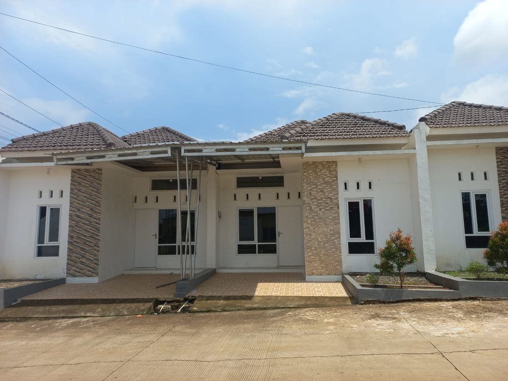 foto tampak rumah tipe KOMERSIL BLOK A perumahan PERUMAHAN MUTIARA HATI 2