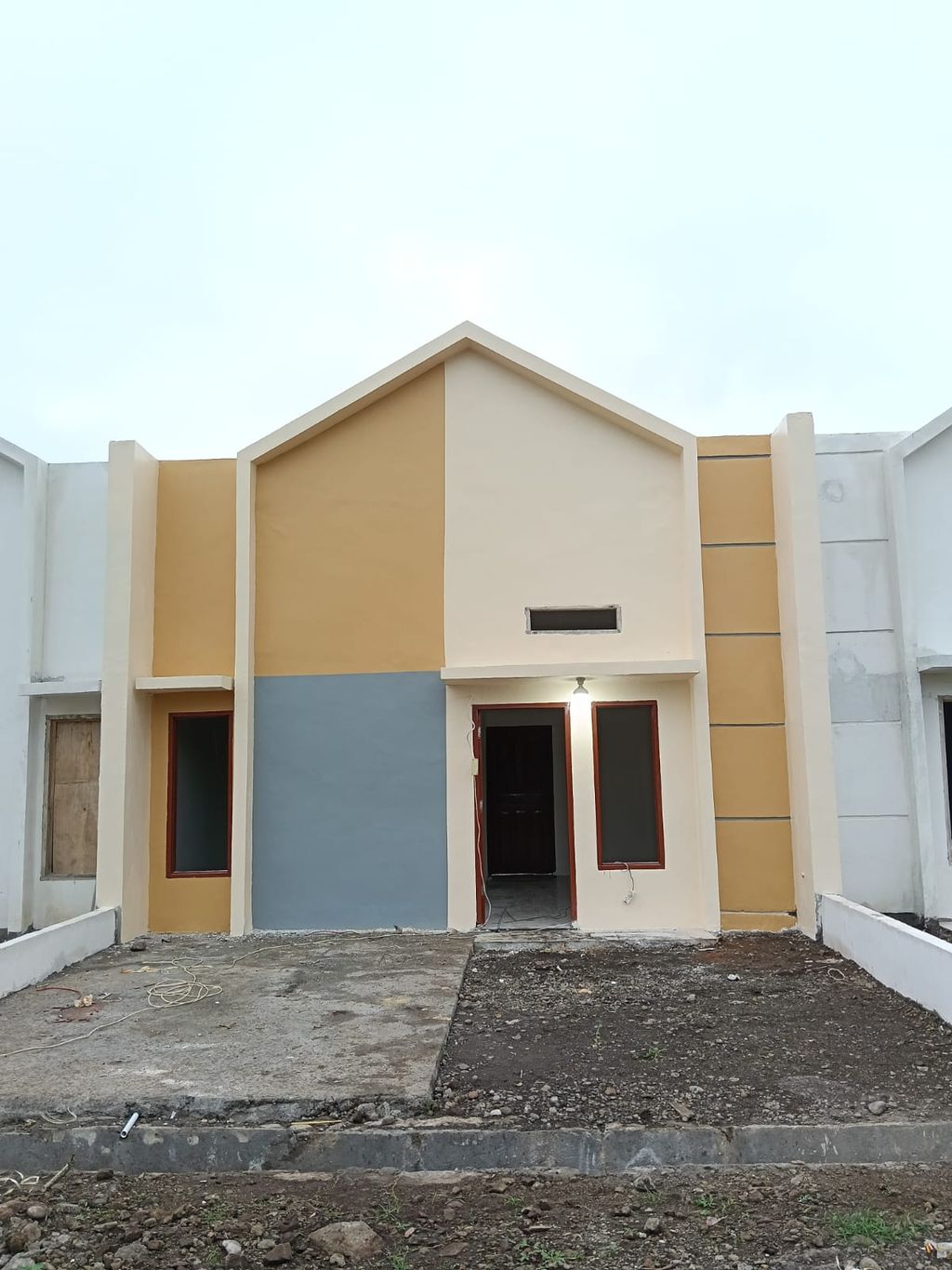 foto tampak rumah tipe 36 perumahan BUKIT CAHAYA SEJATI
