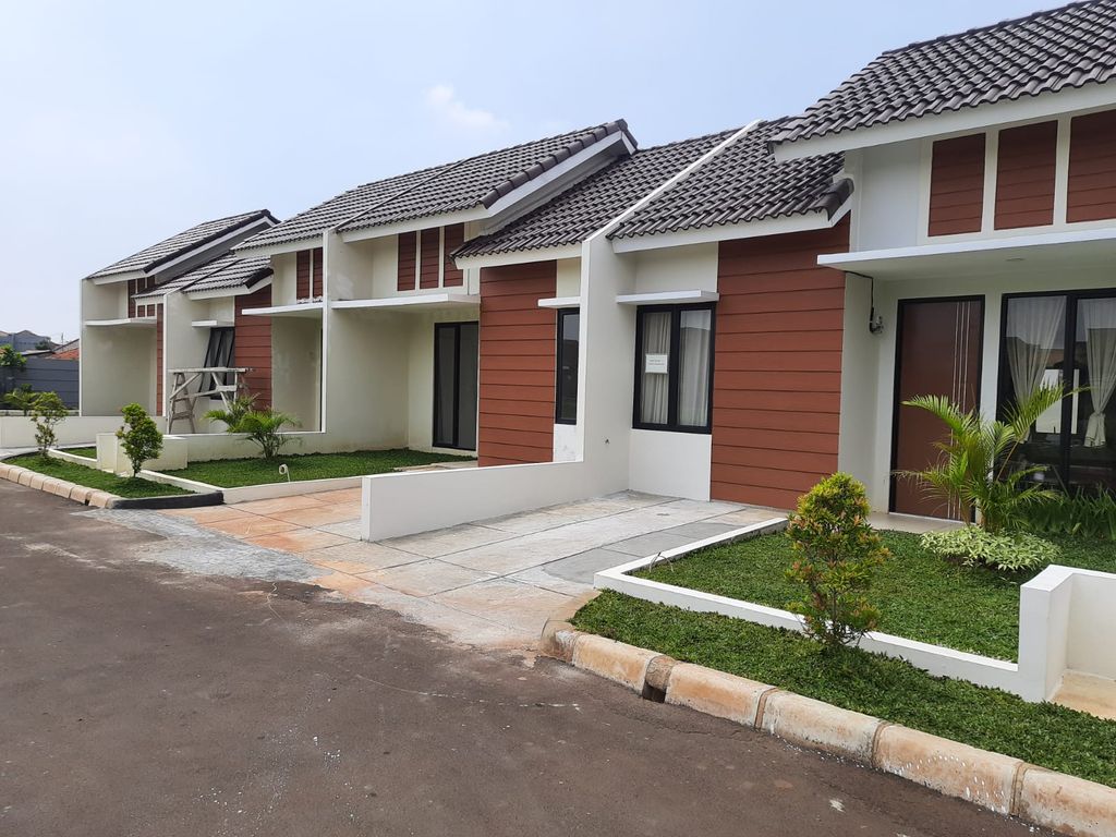 foto tampak rumah tipe Aster perumahan Perumahan Puri Semanan