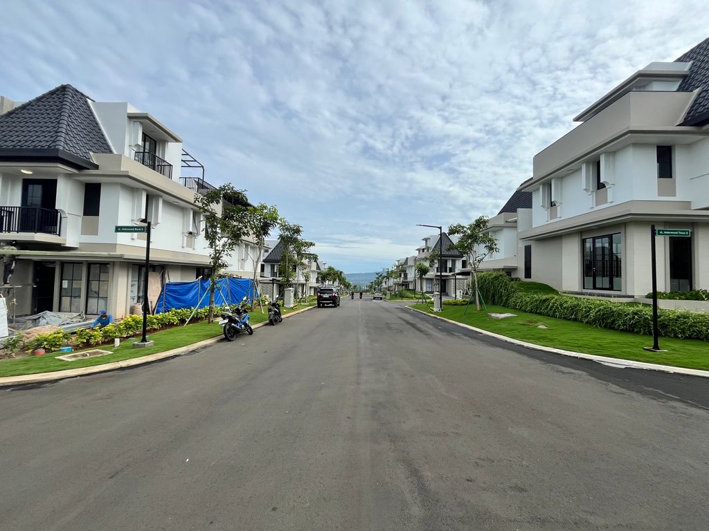 foto posisi tengah perumahan The Alderwood Residence