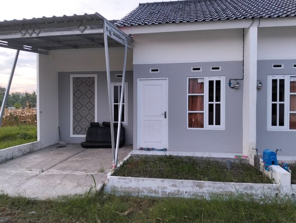 foto contoh rumah perumahan PURI AMARTA