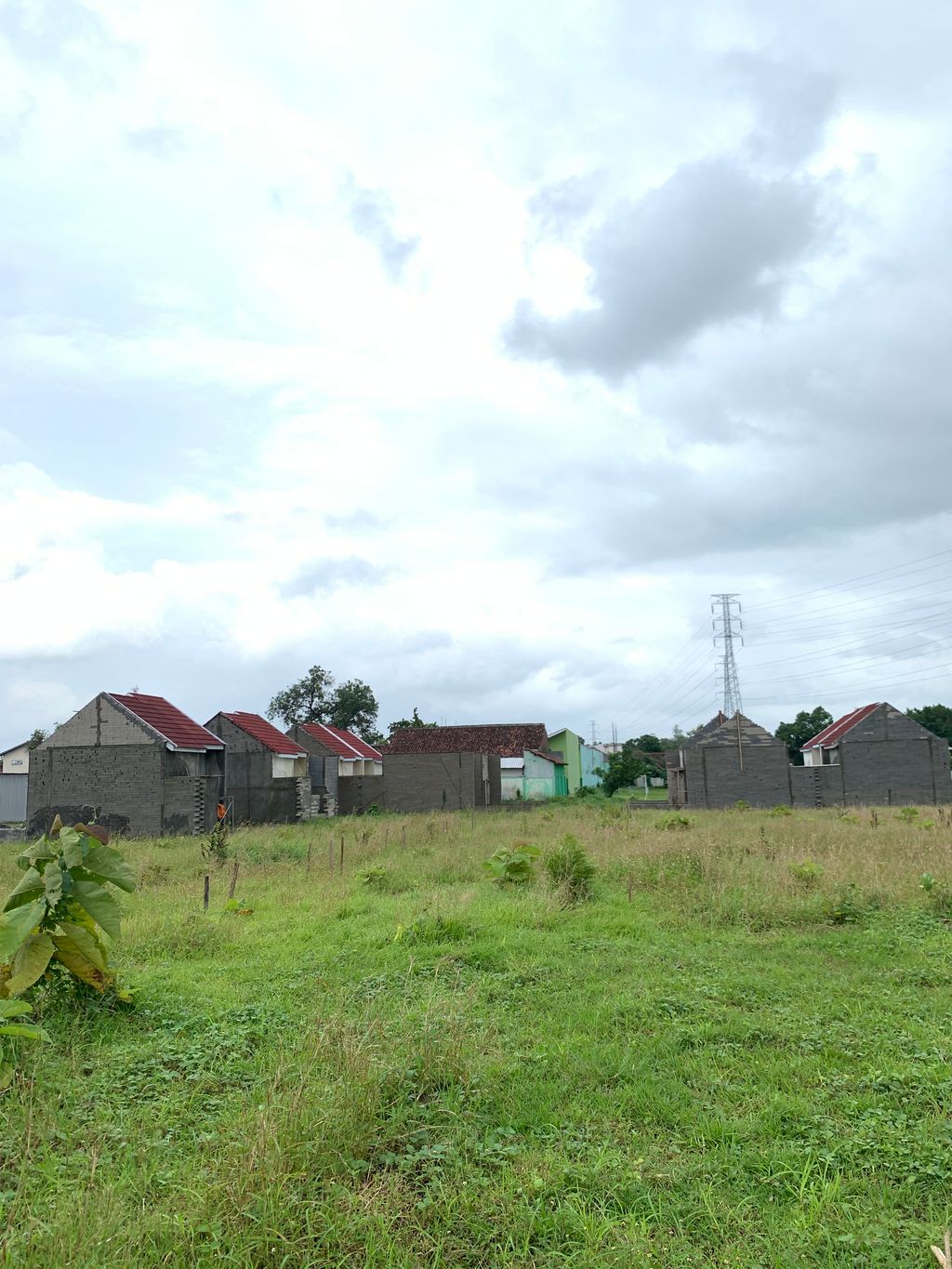 foto posisi tengah perumahan SULTAN AZIZ REGENCY