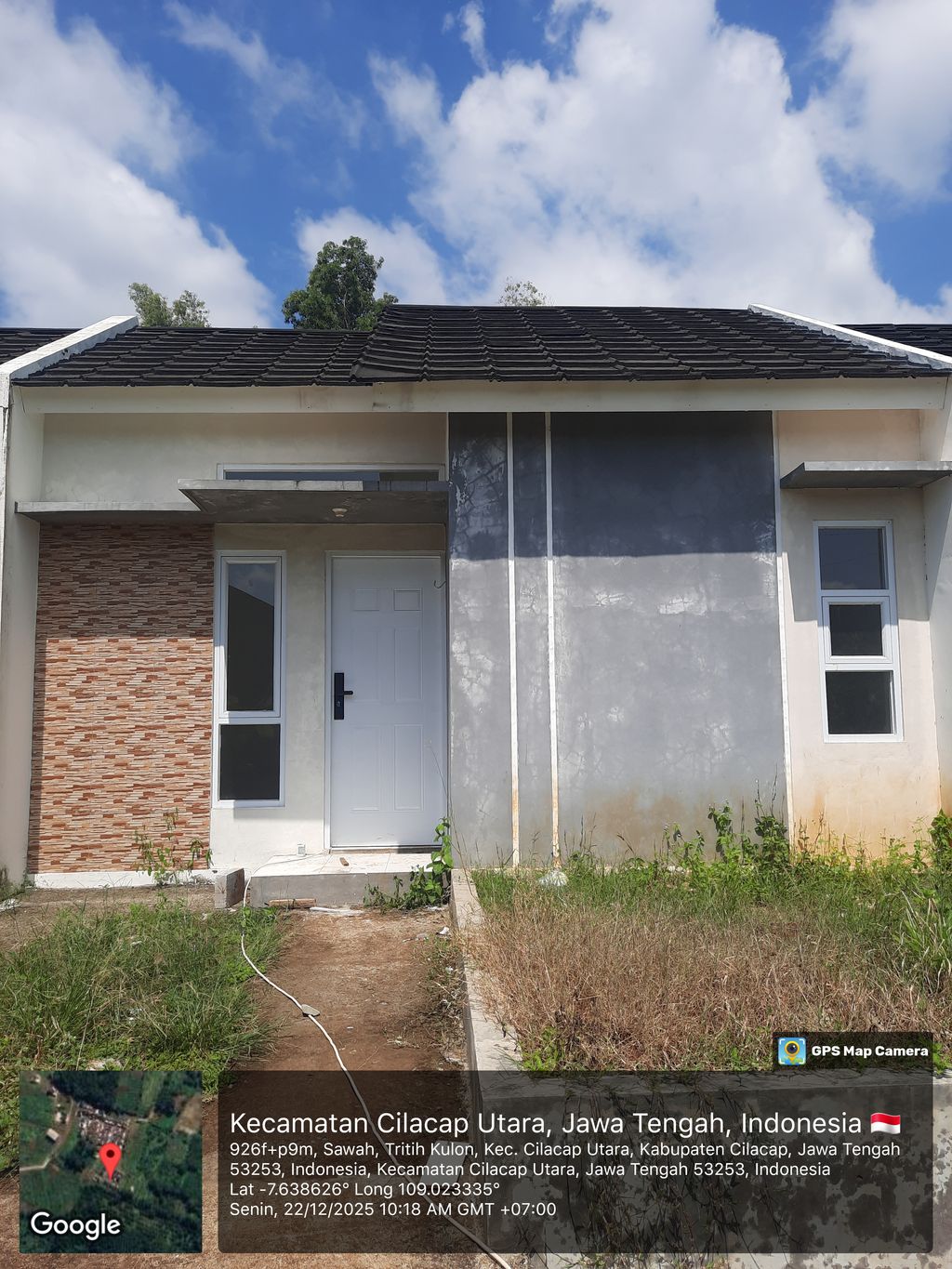 foto tampak rumah tipe 31/60 E2.7 perumahan TRITIH GOLF RESIDENCE TAHAP 2