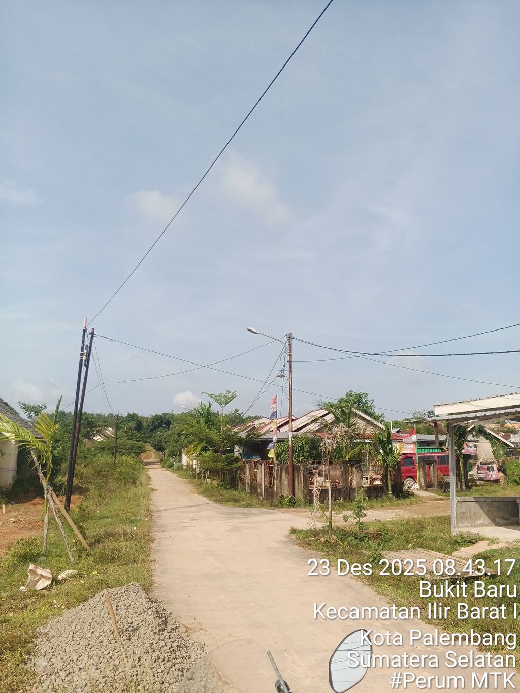 foto posisi tengah perumahan Mutiara talang kelapa