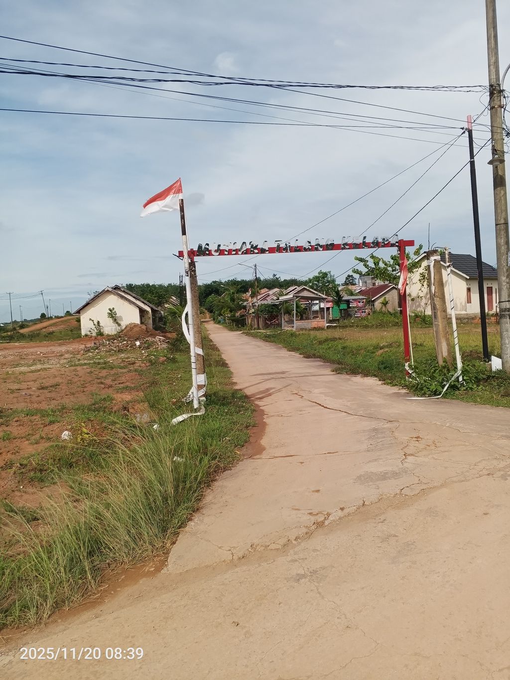 foto gerbang perumahan Mutiara talang kelapa