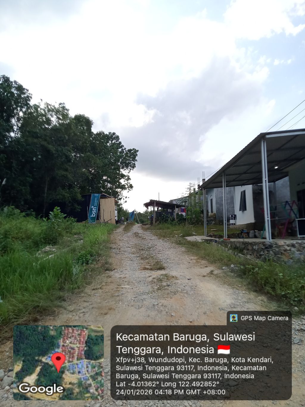 foto gerbang perumahan RAZKA TOWN HOUSE