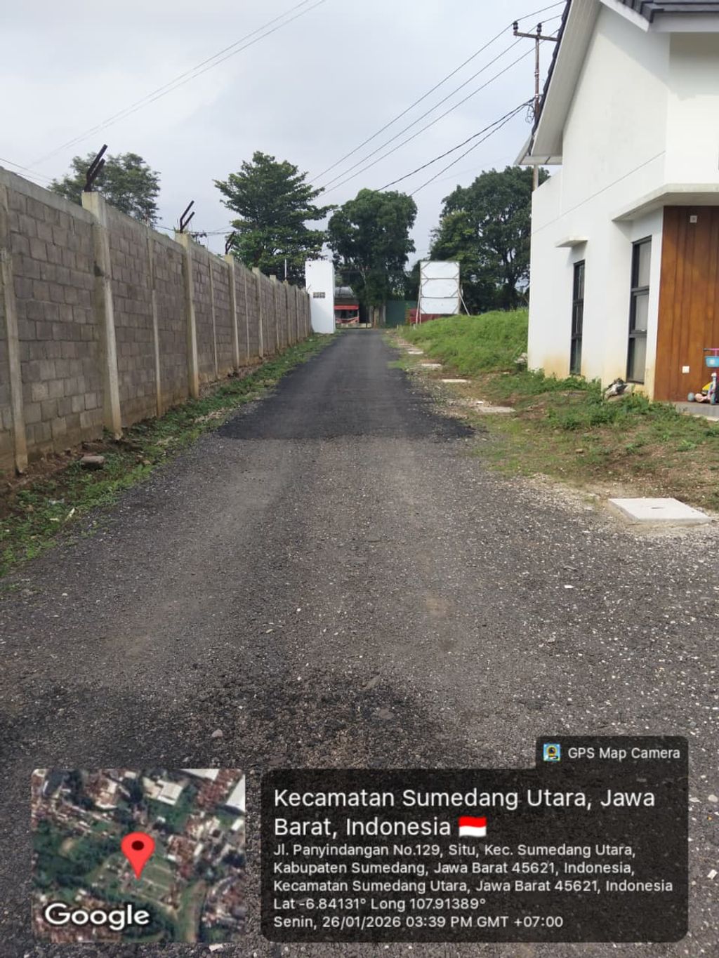foto posisi tengah perumahan PERUMAHAN PERMATA HIJAU KERTARAHARJA TOWNHOUSE