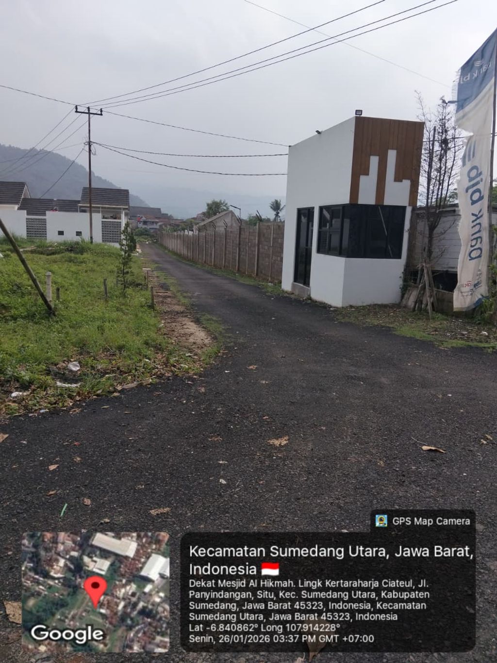 foto gerbang perumahan PERUMAHAN PERMATA HIJAU KERTARAHARJA TOWNHOUSE