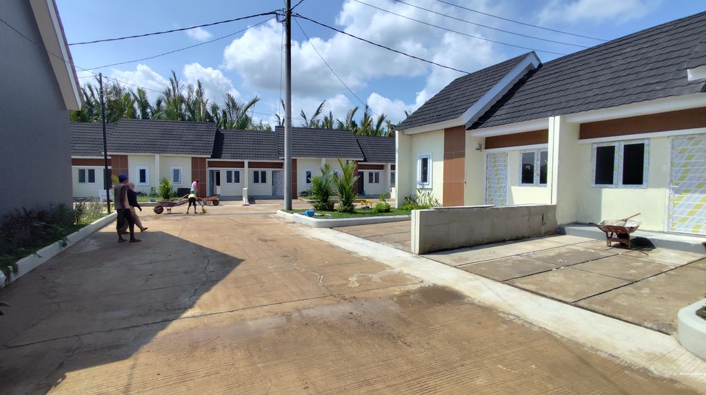 foto posisi tengah perumahan BUMI PANAIKANG MAS