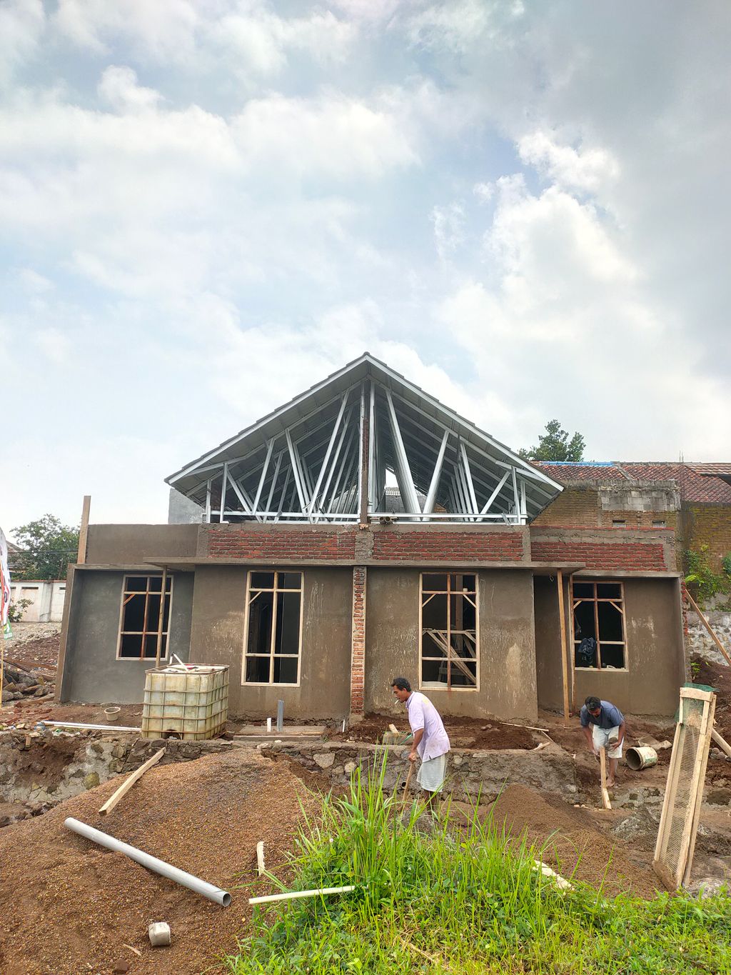 foto contoh rumah perumahan GRAND JATIHURIP NEW LAND