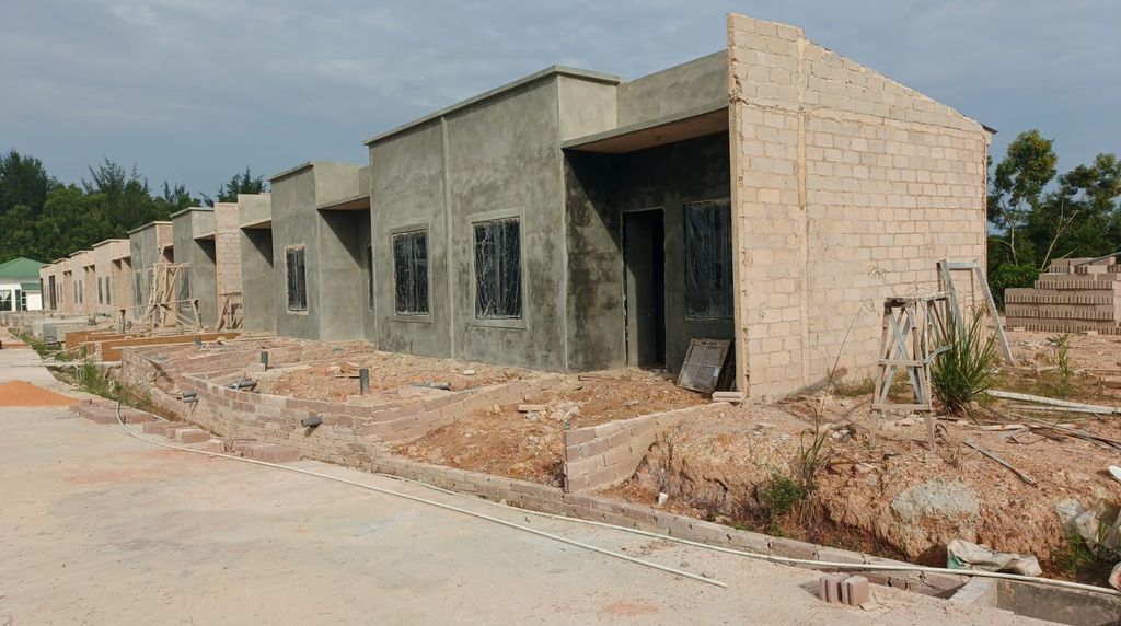 foto tampak rumah tipe 30/90 perumahan BLOK SERUNI KAWASAN DEVIN SPRING GARDEN