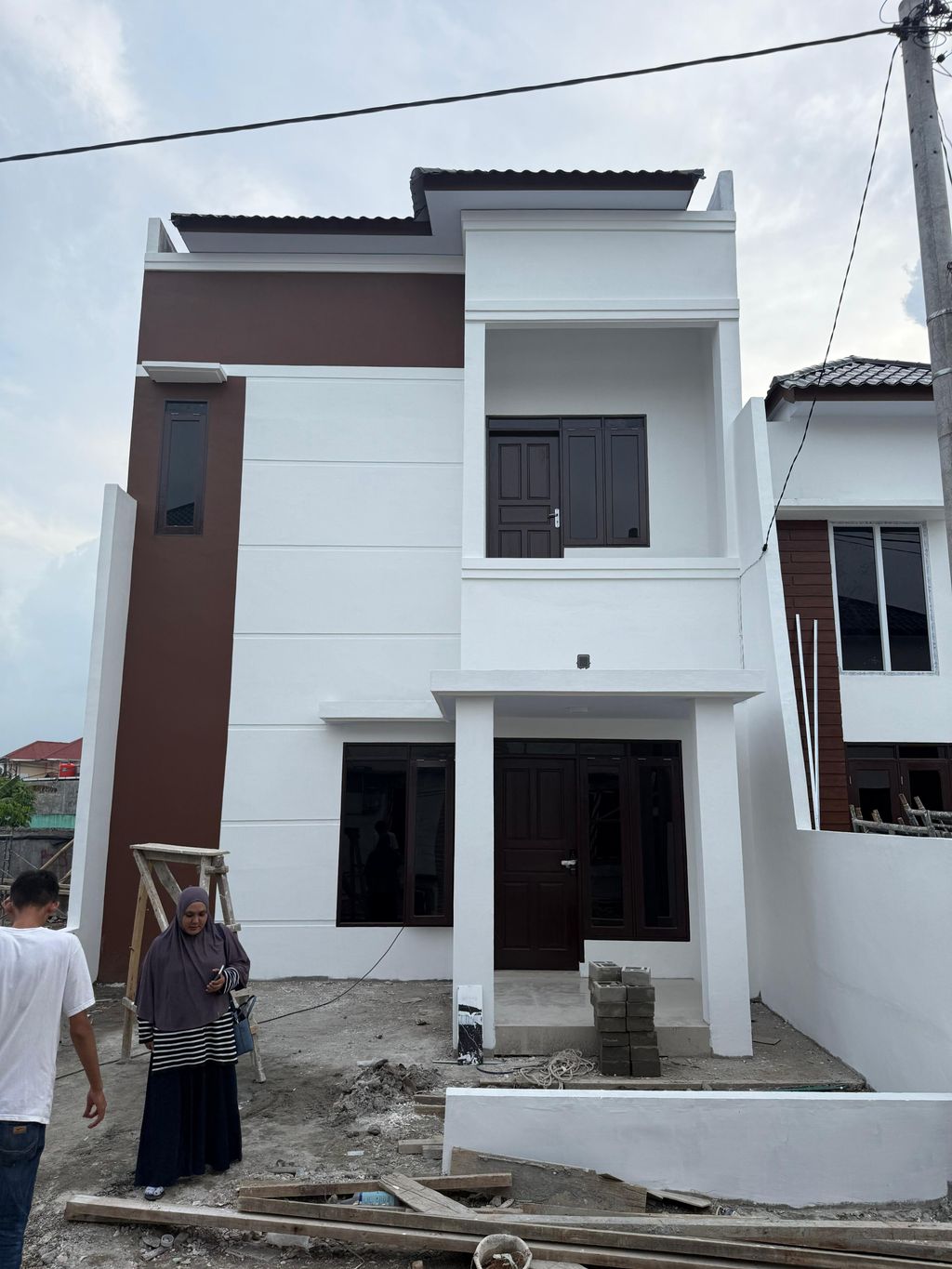 foto tampak rumah tipe 150 perumahan CND VILLAGE 6