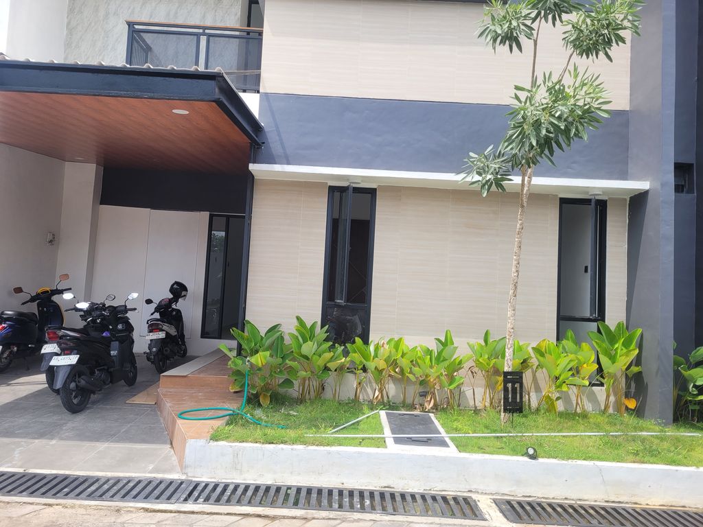 foto tampak rumah tipe LEBAR 8,5 2 LAINATI perumahan Nawasena Residence