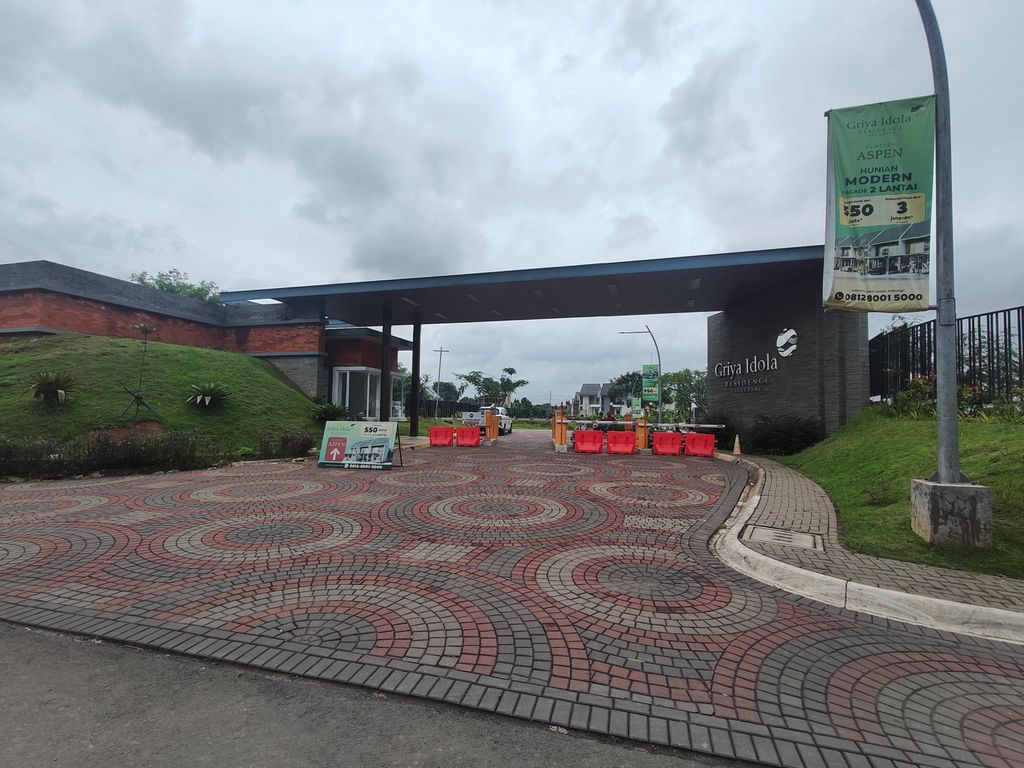foto gerbang perumahan GRIYA IDOLA RESIDENCE TANGERANG