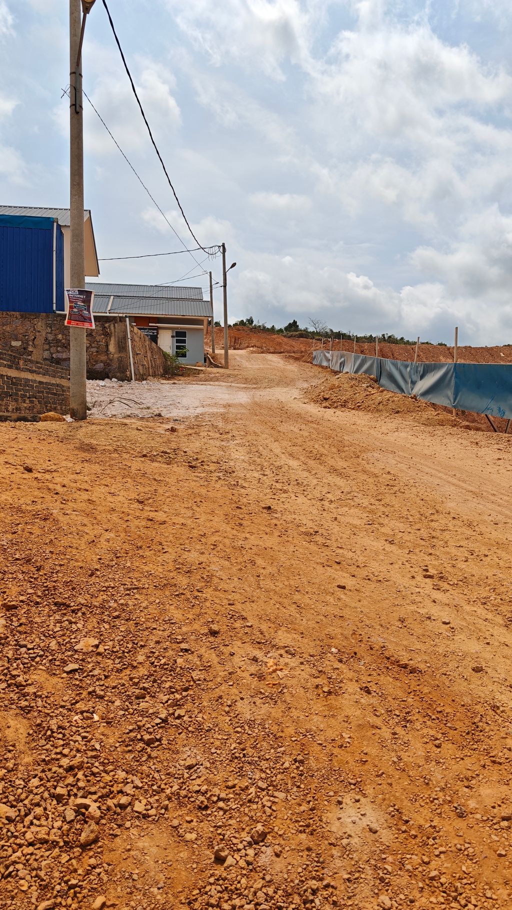 foto gerbang perumahan Ricci Hill