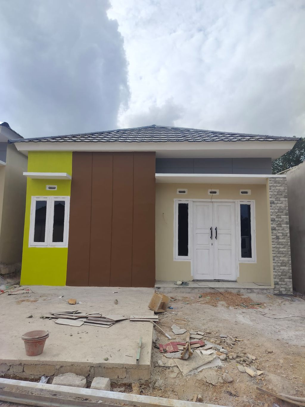 foto tampak rumah tipe 36 perumahan ARTISTIK RESIDENCE 6