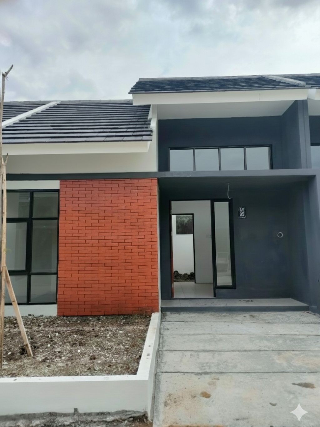 foto tampak rumah tipe Ayuprana I perumahan Green Vasanta