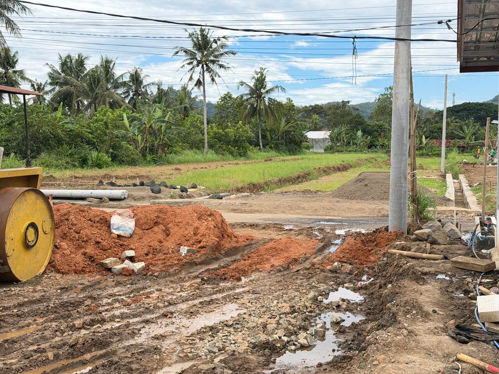 foto posisi tengah perumahan DELINSA TAMAN SITU MUSTIKA CLUSTER 2