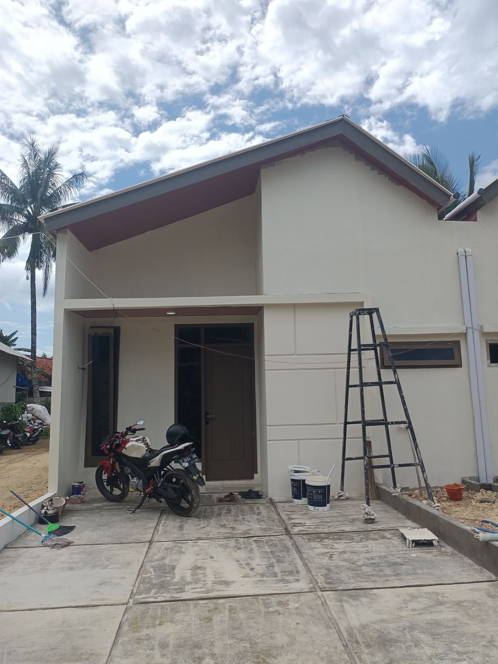 foto contoh rumah perumahan BUMI WIRADINATA II