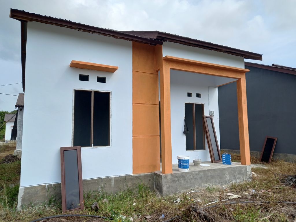 foto contoh rumah perumahan PERMATA RESIDENCE A
