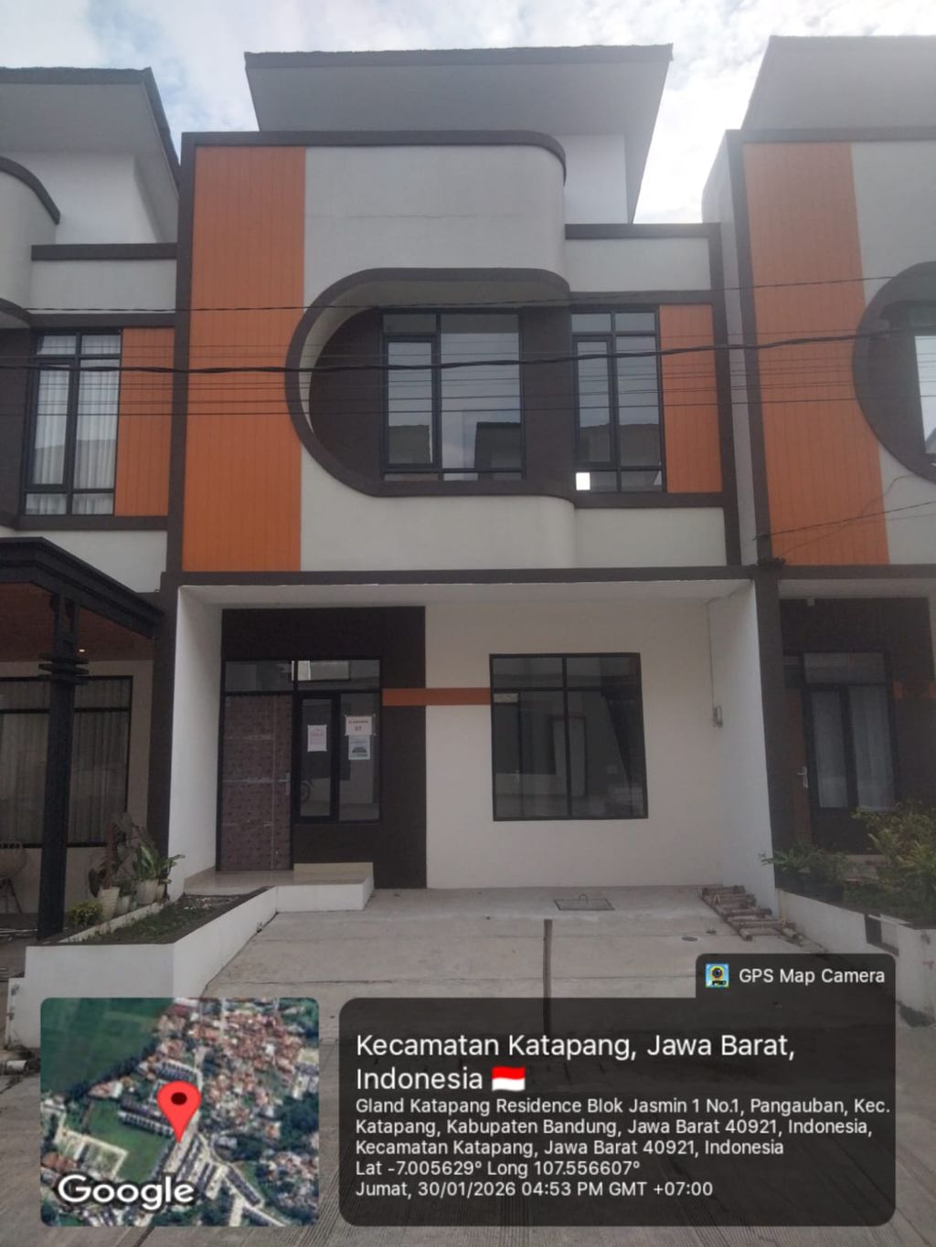 foto tampak rumah tipe 60 Compact 3 Kamar HC (567) perumahan G-Land Katapang Residence 1