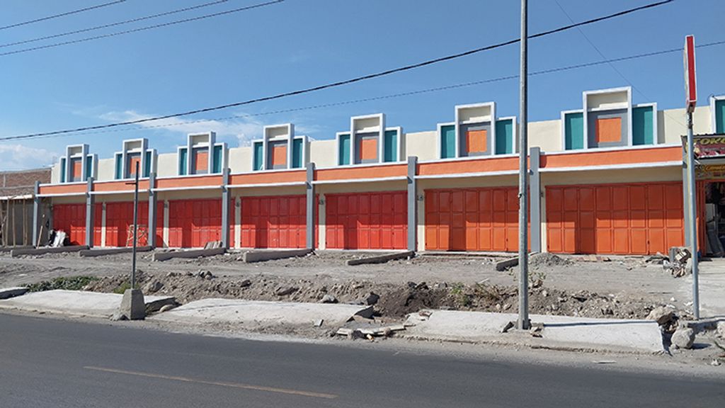 foto tampak rumah tipe RUKO perumahan BUMI PAJUKUKANG MAS 3