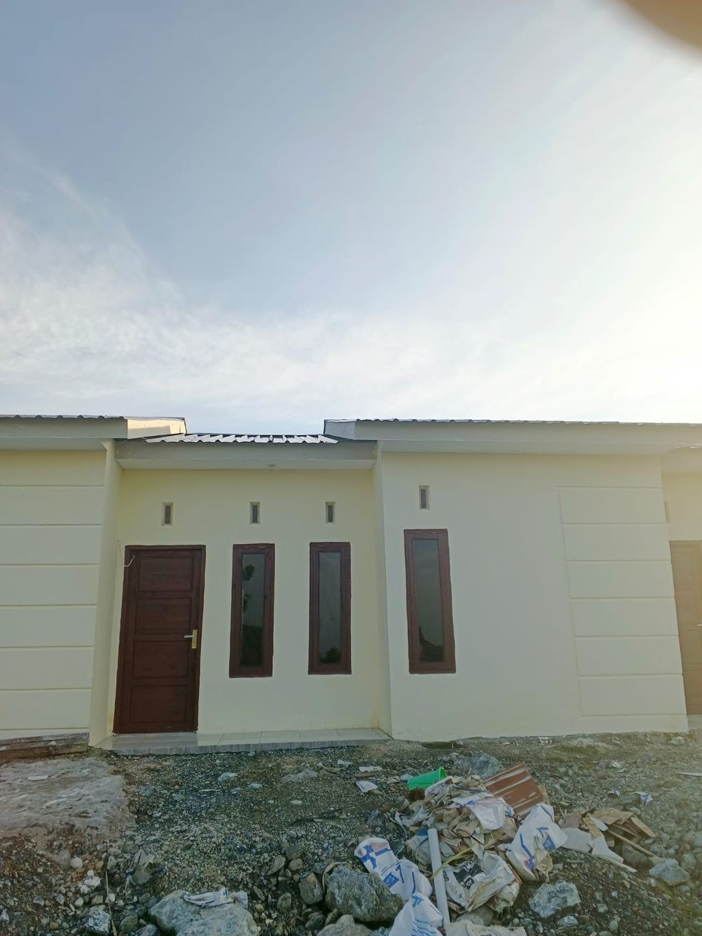 foto contoh rumah perumahan LAPATAU PESONA SENJA