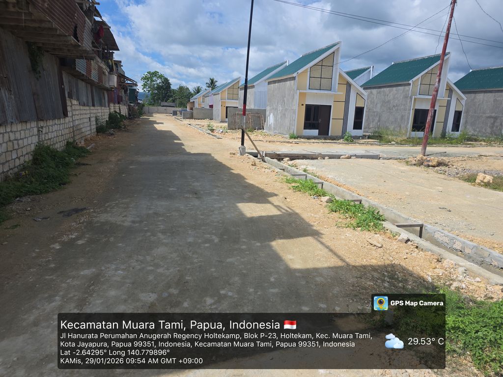 foto posisi tengah perumahan ANUGERAH REGENCY HOLTEKAM 6