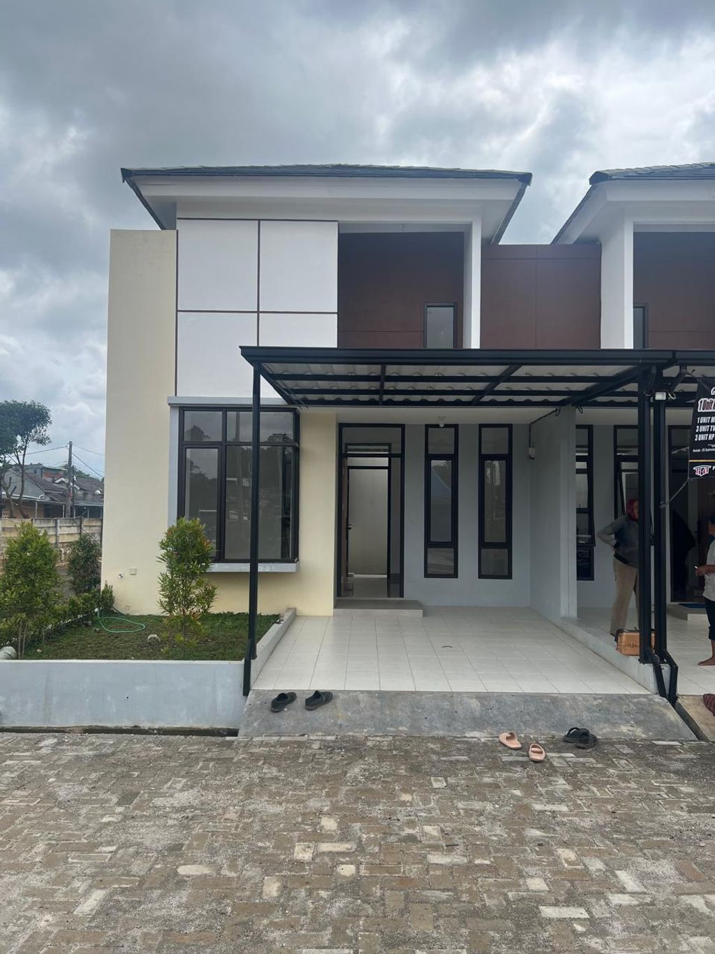 foto tampak rumah tipe 29 perumahan Mutiara Panongan 1