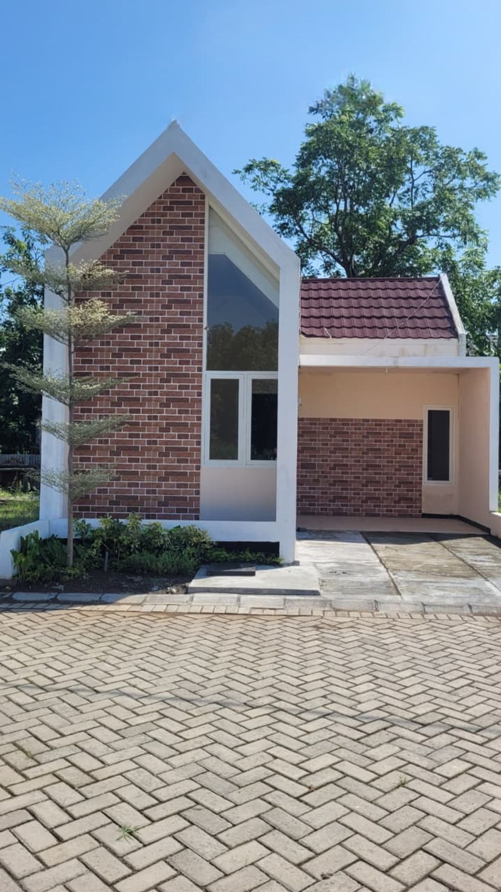 foto tampak rumah tipe Borobudur A perumahan AMERTA RESIDENCE