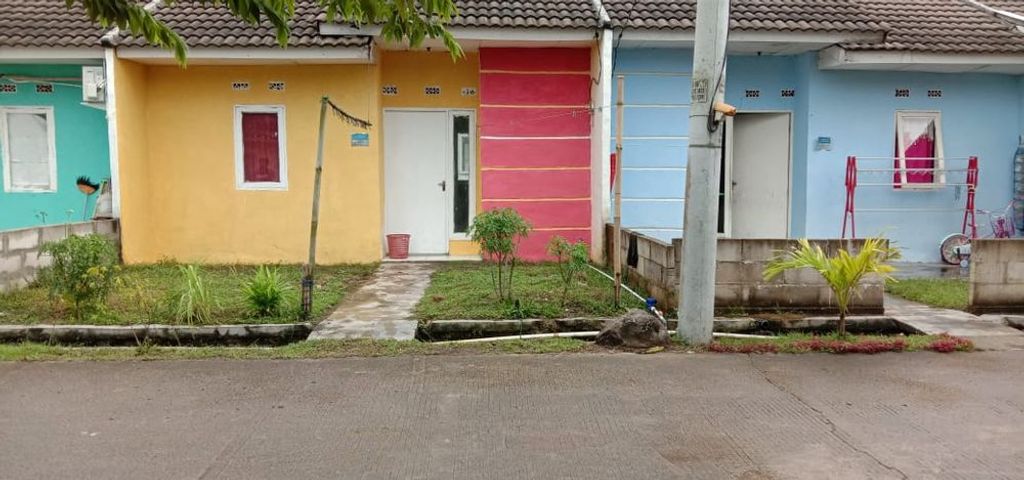 foto tampak rumah tipe 30 x 72 perumahan GRIYA JUNTI ASRI