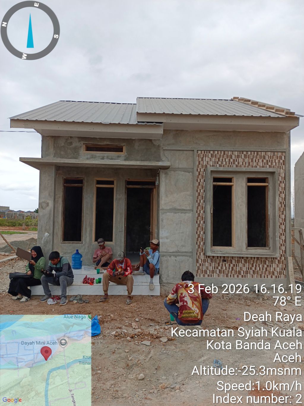 foto contoh rumah perumahan Brata residence