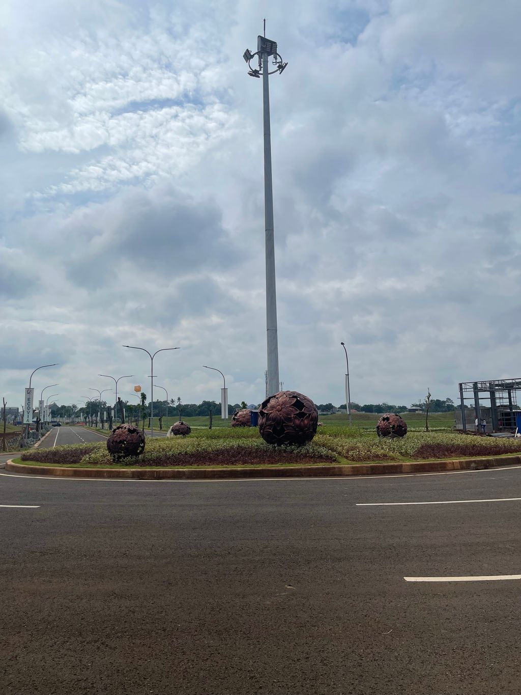 foto posisi tengah perumahan KOTA WISATA ECOVIA