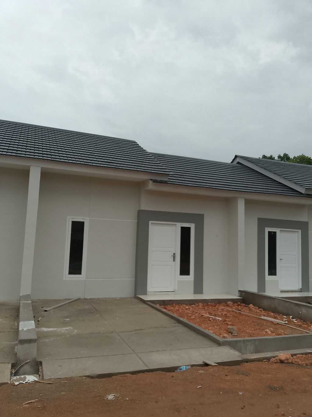 foto tampak rumah tipe 36 perumahan APPLE RESIDENCE 2 TAMBAHAN