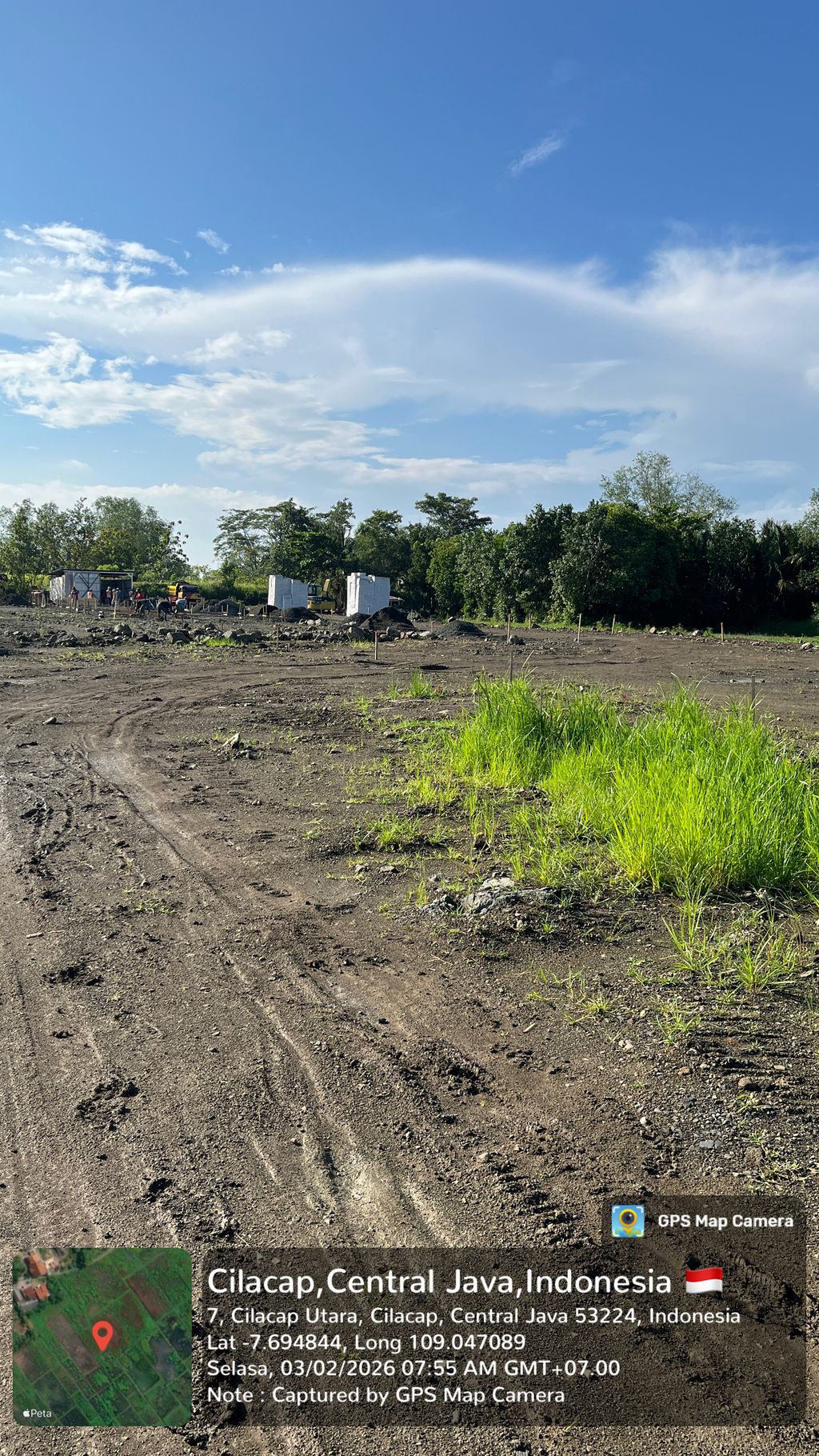 foto posisi tengah perumahan MAHKOTA SULTAN BISMA