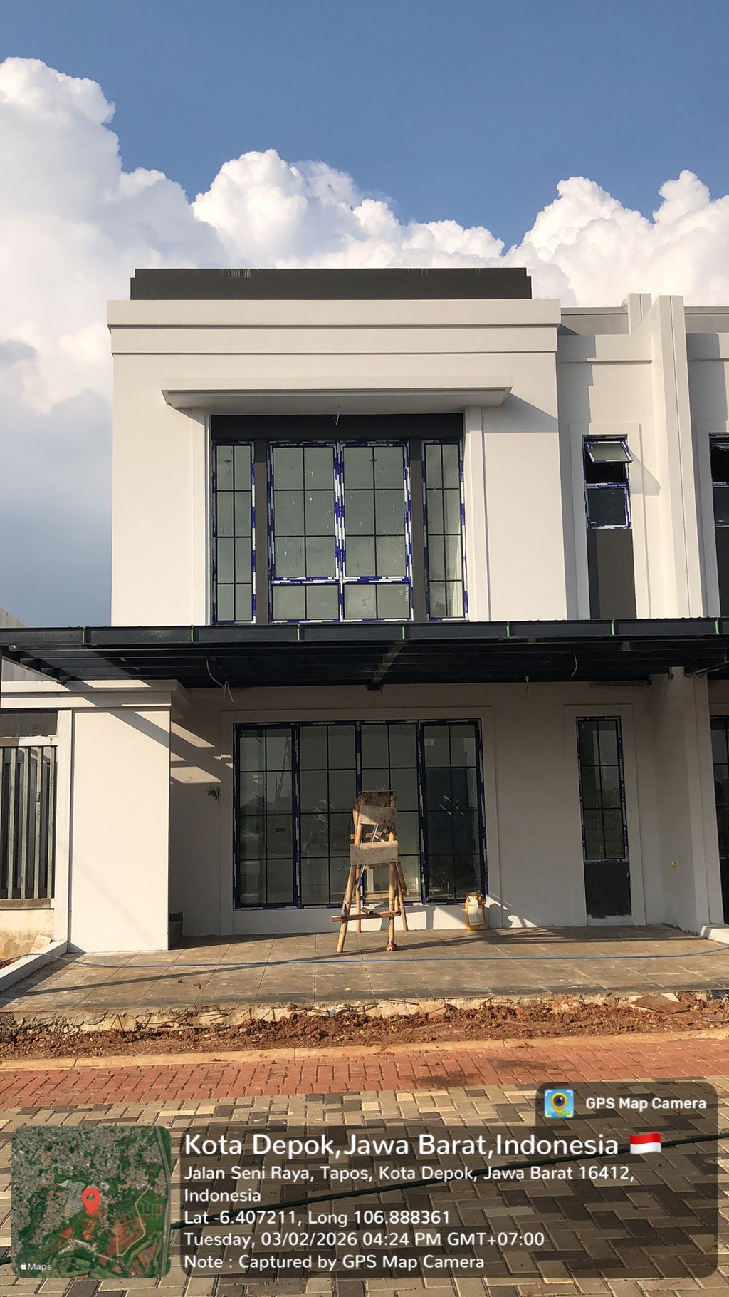 foto contoh rumah perumahan OMNIA