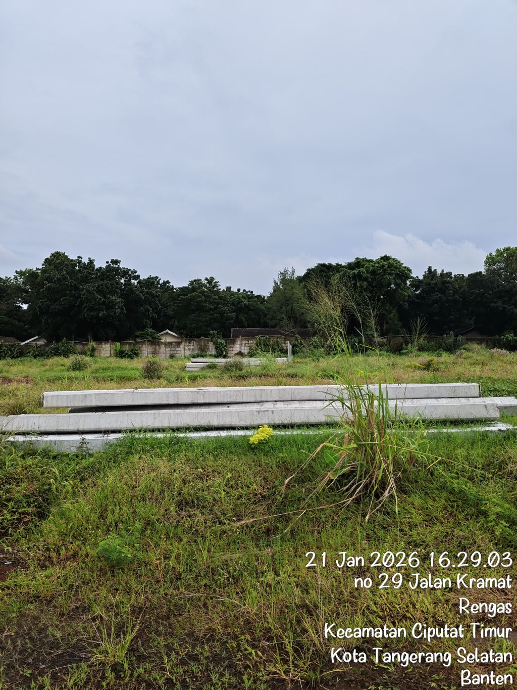 foto contoh rumah perumahan Countrywoods Heritage