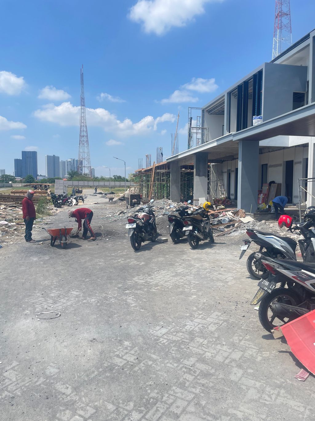 foto posisi tengah perumahan DARMO GRAHA RESIDENCE (TAHAP 2)