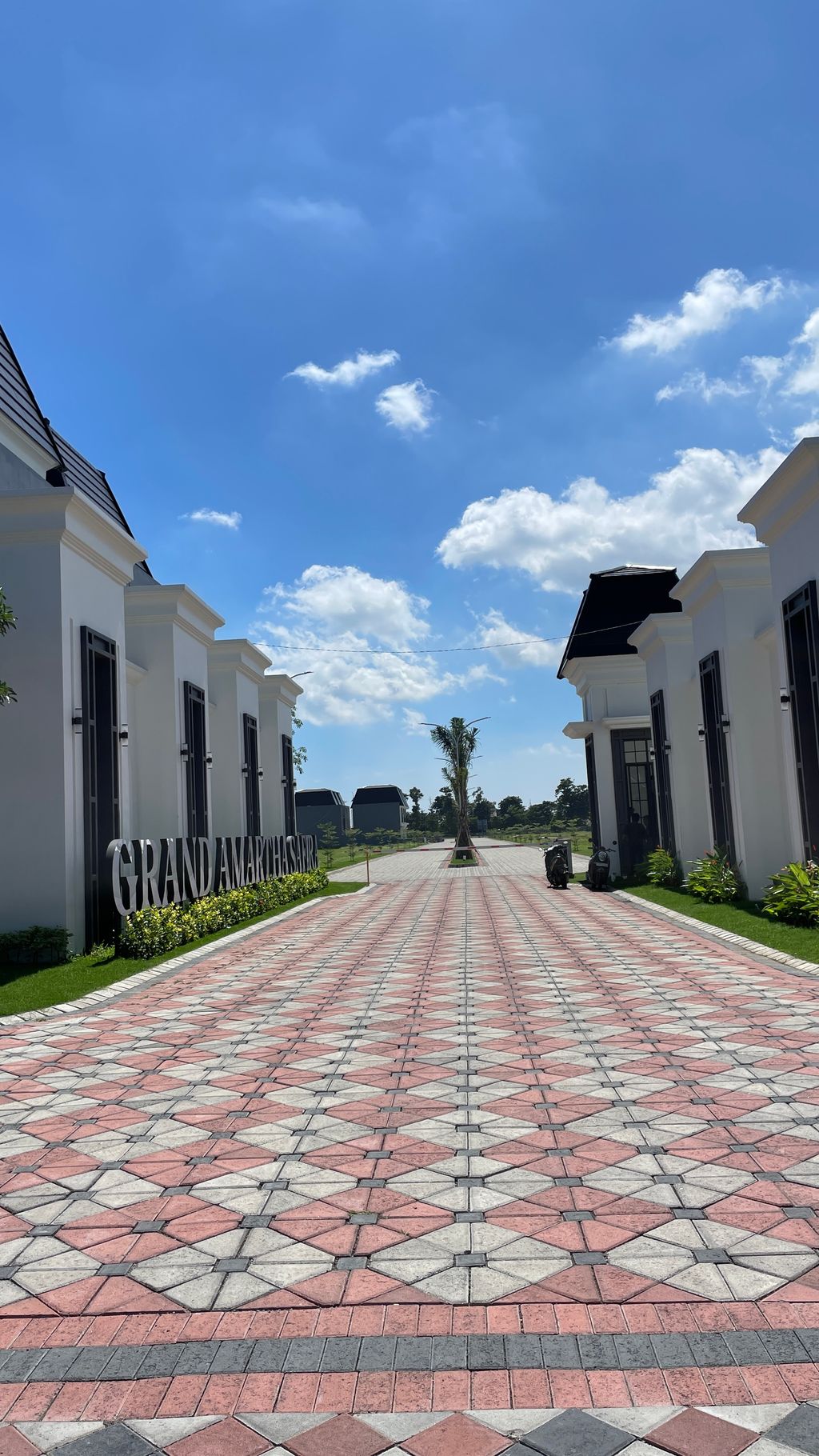 foto gerbang perumahan GRAND AMARTHA SAFIRA
