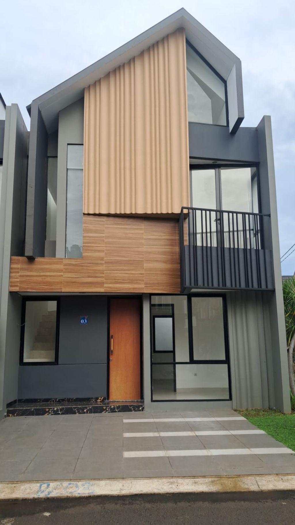 foto tampak rumah tipe A perumahan Trevista Hills - Cluster Kebayoran