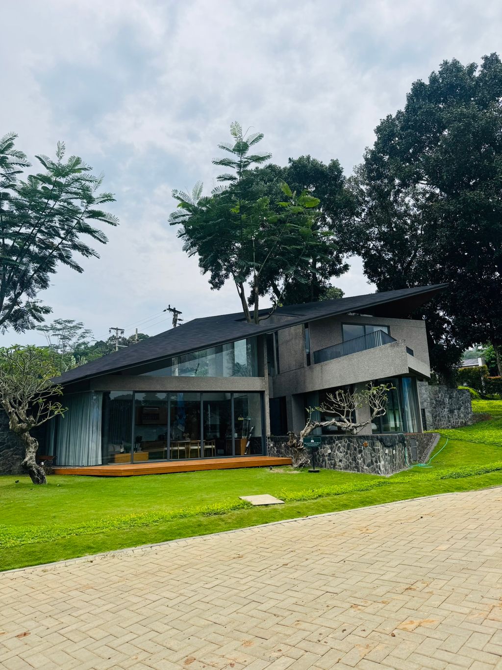 foto contoh rumah perumahan Panarama Residential Resort