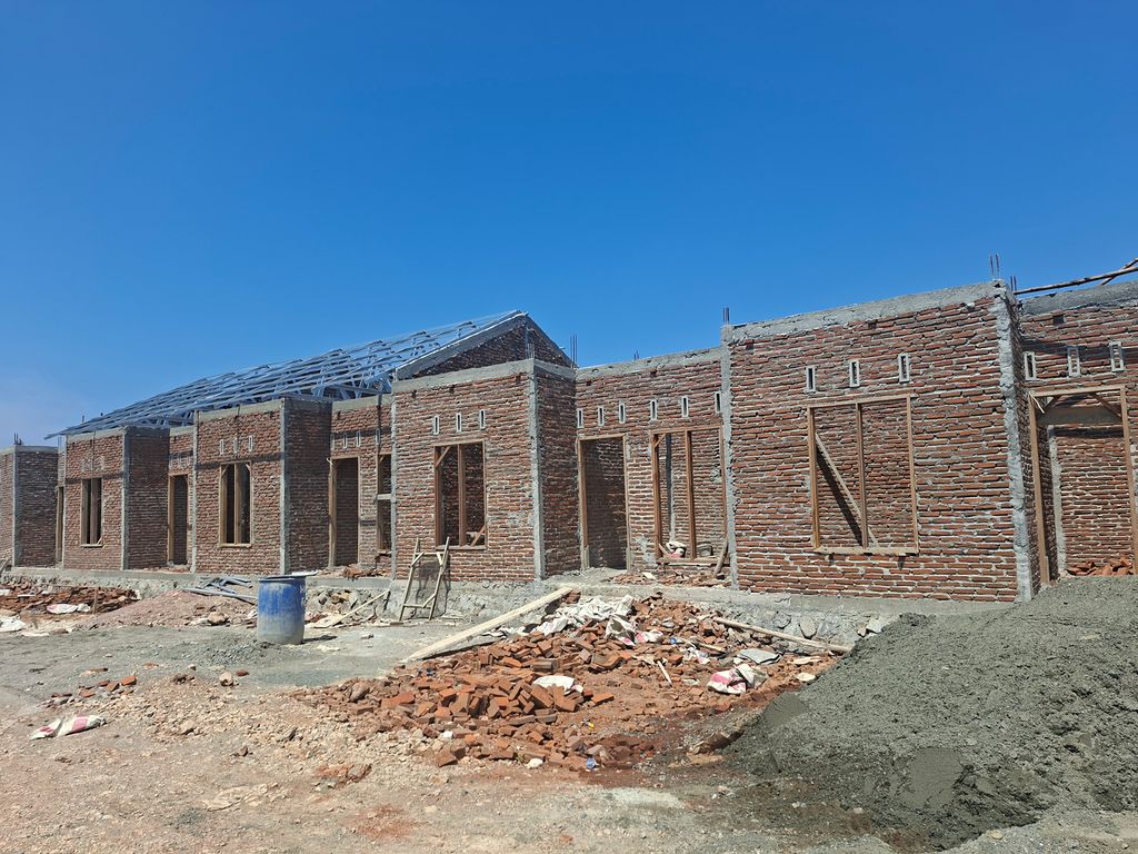 foto posisi tengah perumahan CLUSTER HADRAH LAND