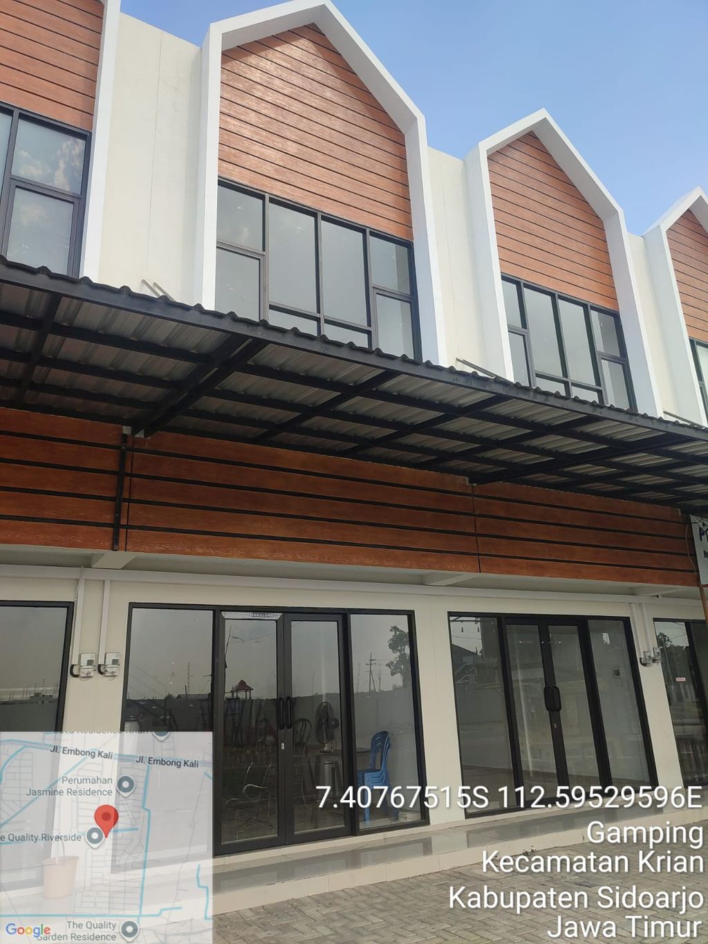 foto tampak rumah tipe Ruko Tulip perumahan The Quality Riverside