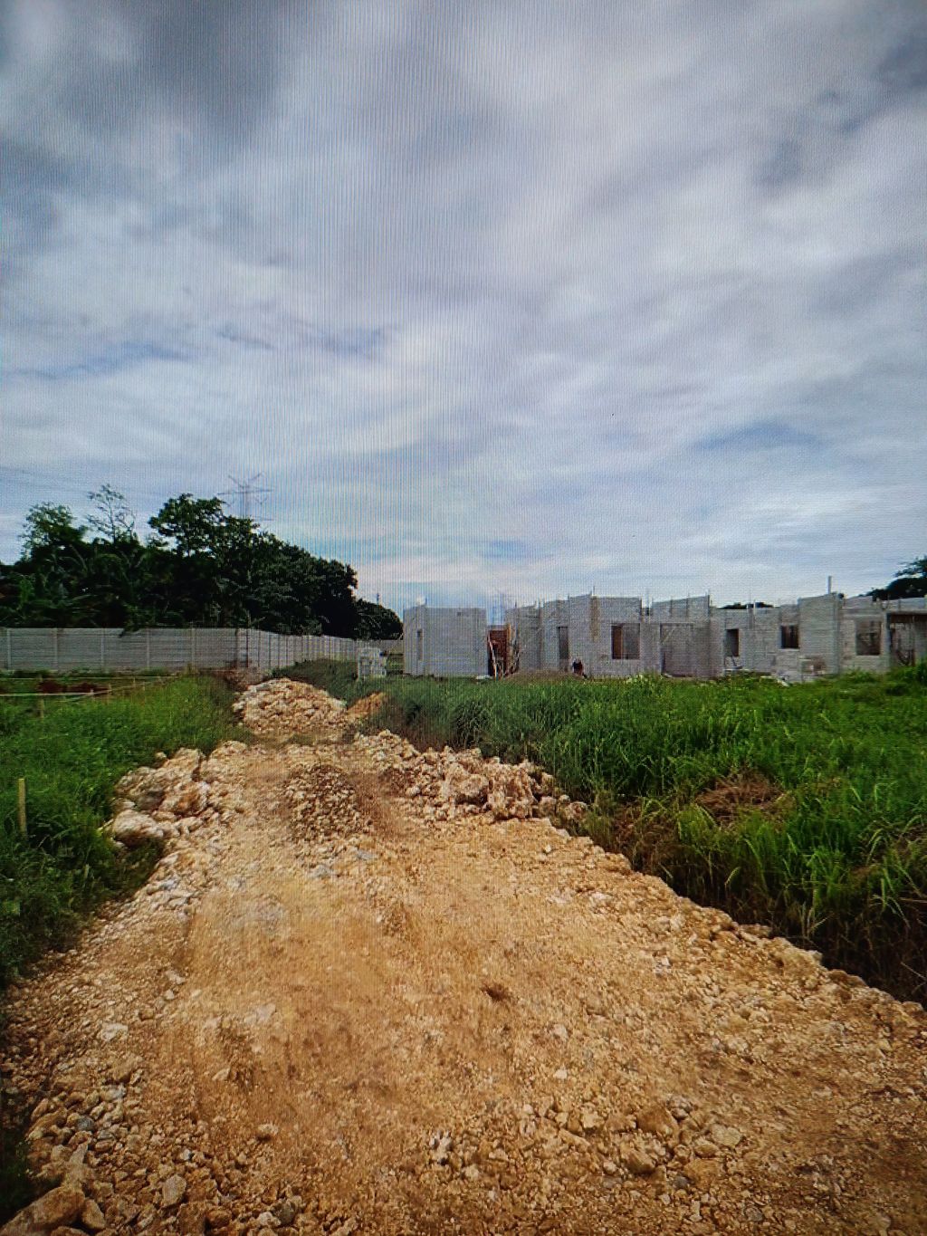 foto posisi tengah perumahan PURI SAFANA