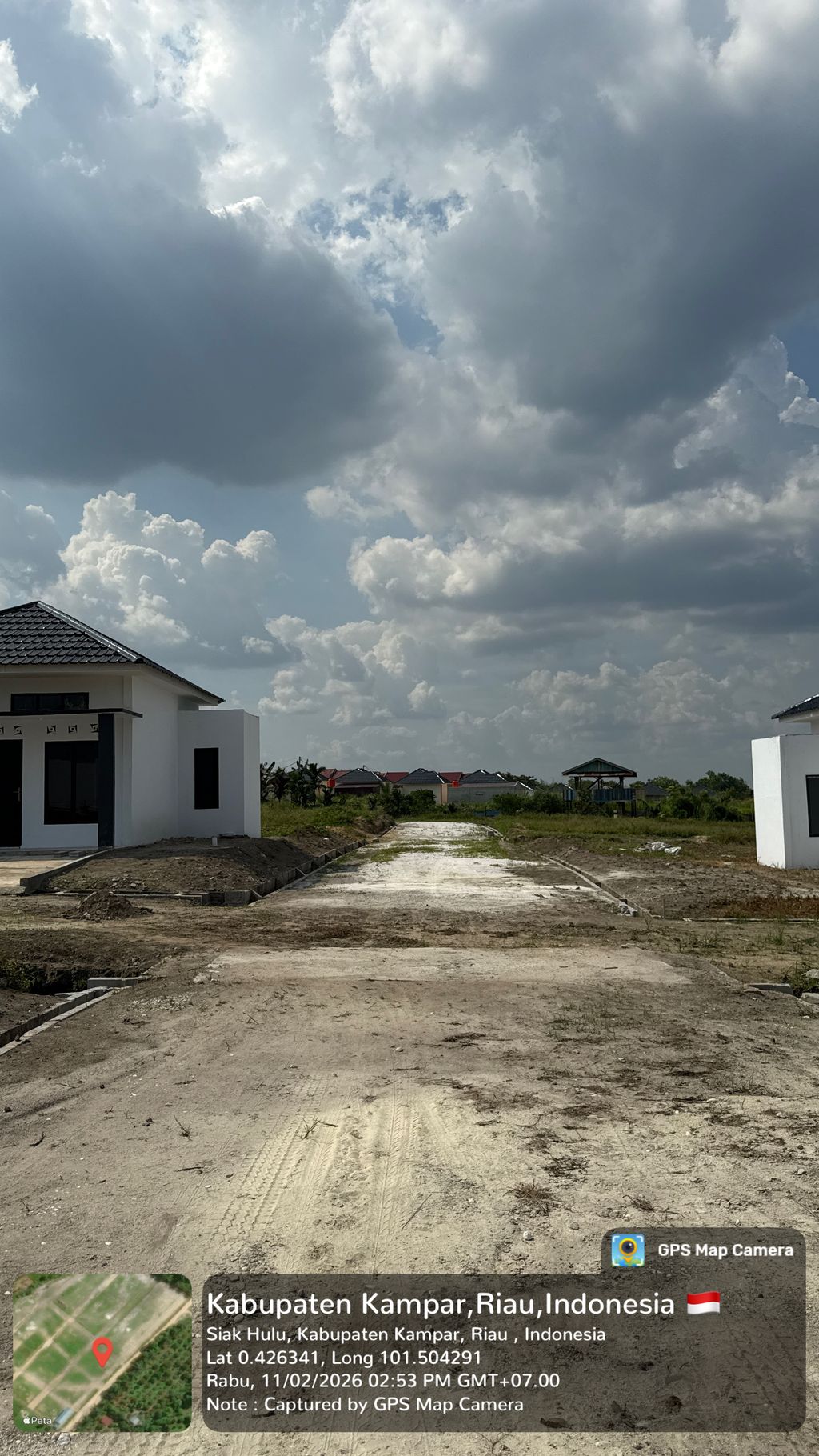 foto posisi tengah perumahan GESYA RESIDENT