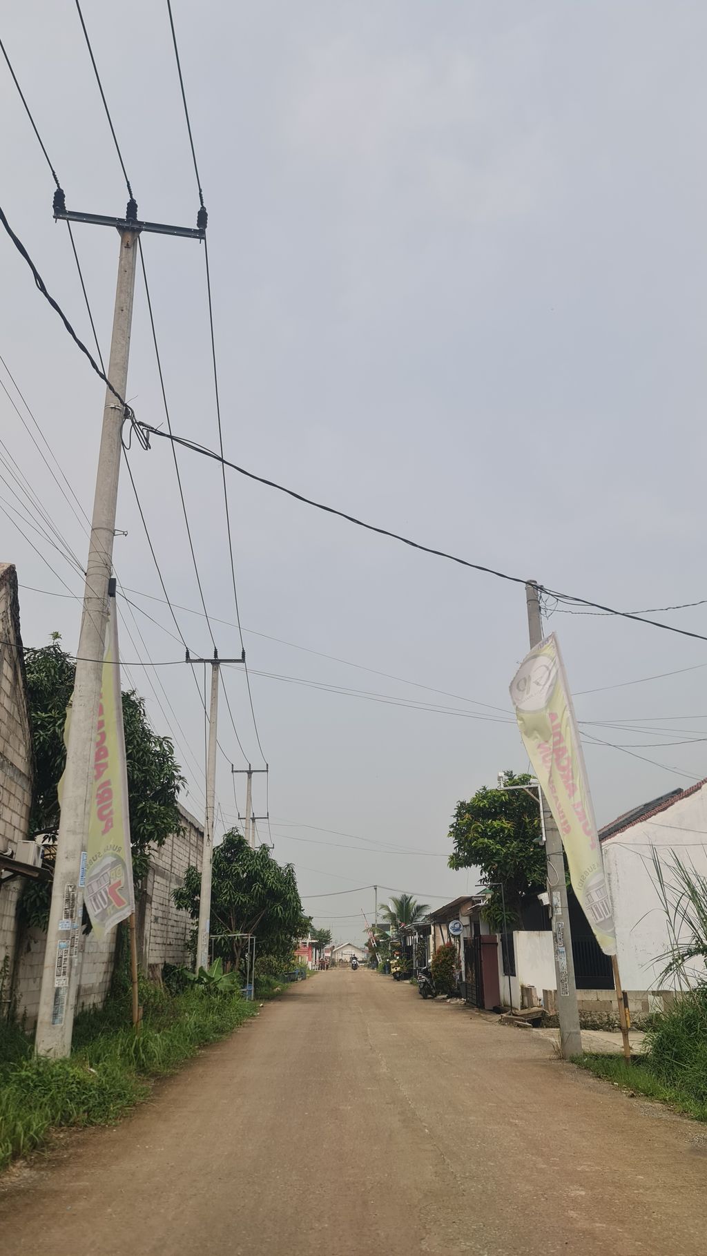 foto gerbang perumahan Puri Arcadia Sukarukun I