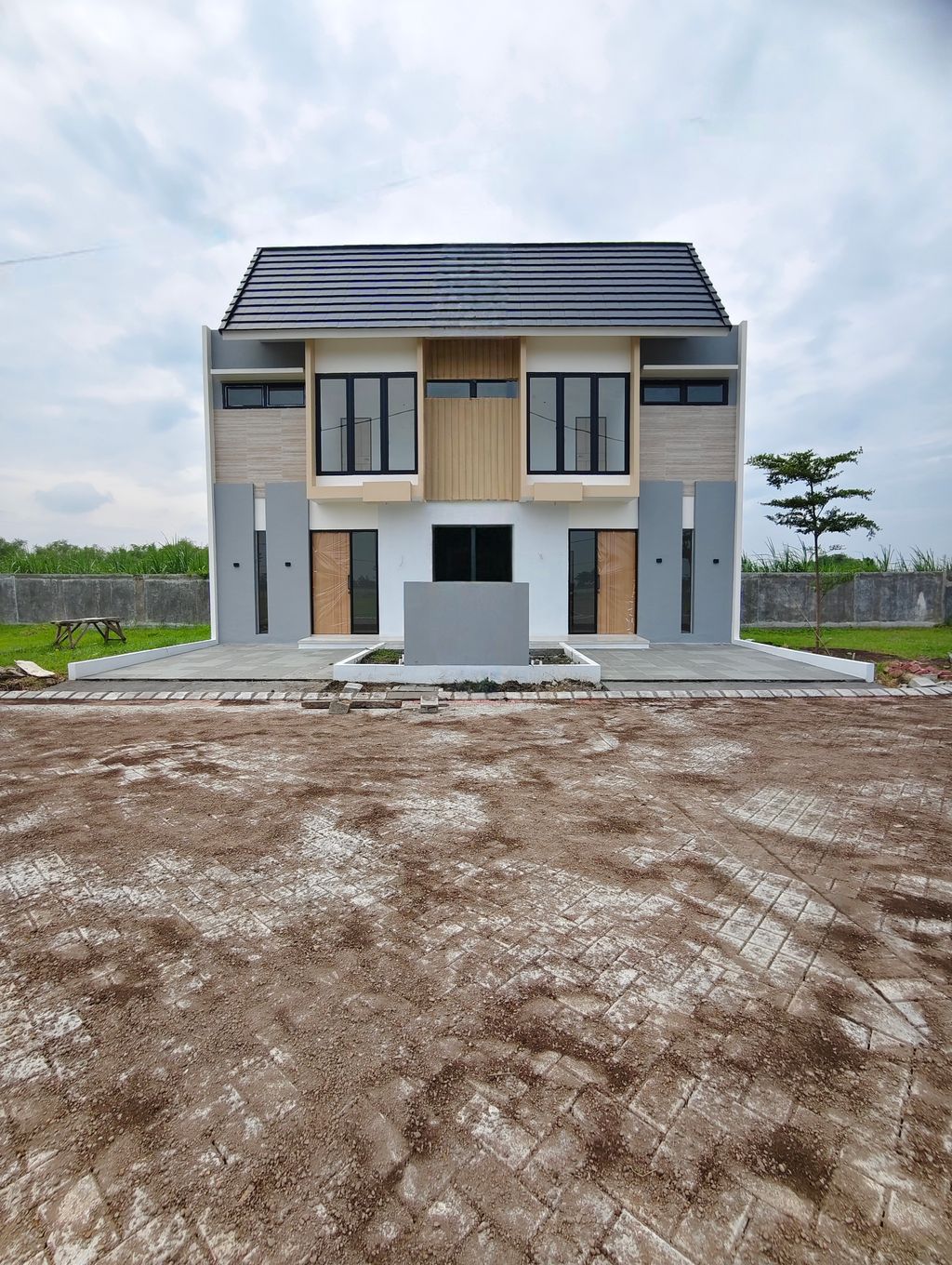 foto contoh rumah perumahan The Avasa Residence