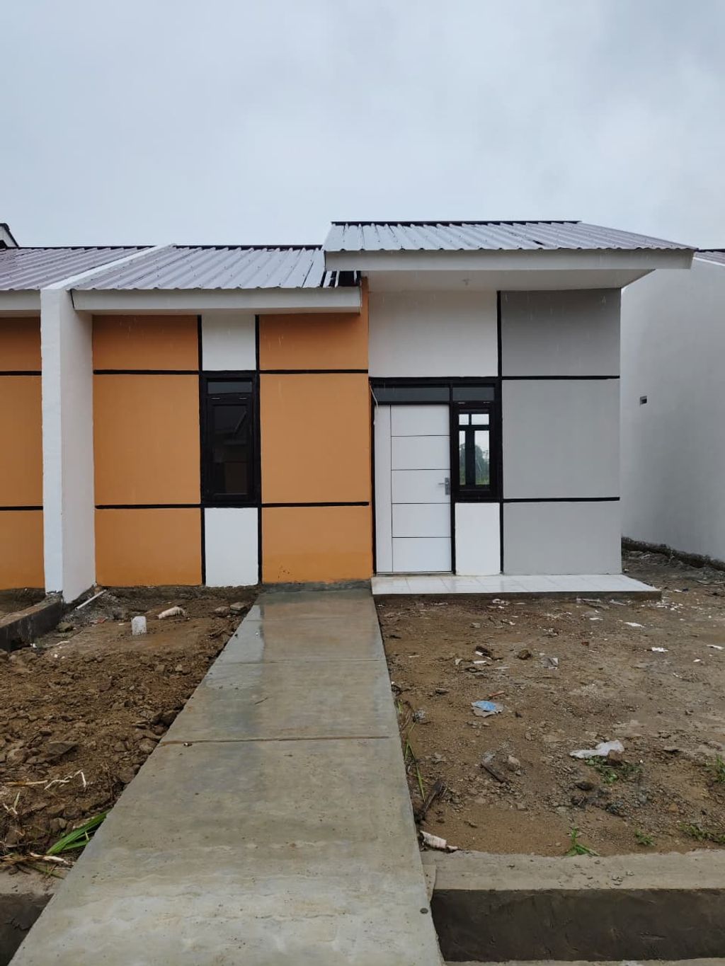 foto tampak rumah tipe 32/117 perumahan PERUMAHAN MAHAKAM GRANDE