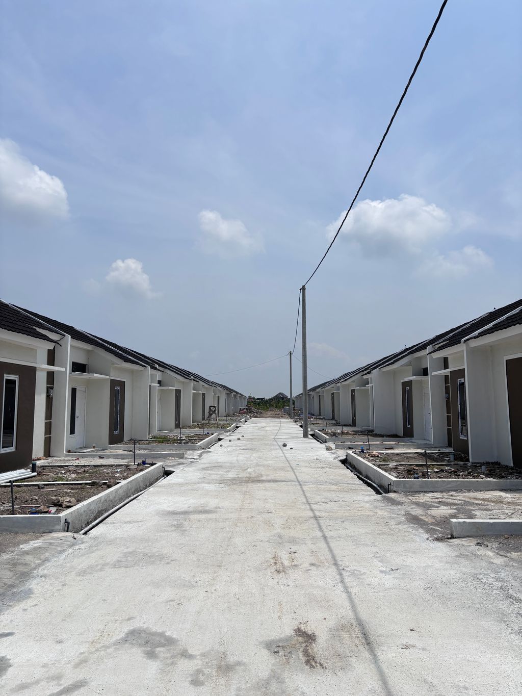 foto posisi tengah perumahan PILAR RESIDENCE MAJAPAHIT 3